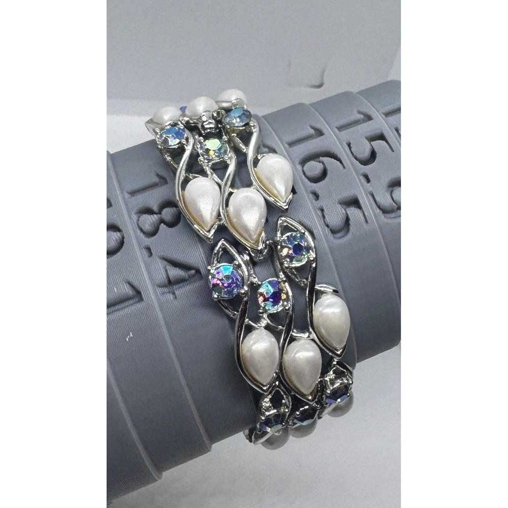 Vintage Silver Tone Faux Pearl Aurora Borealis Rhinestone Link Bracelet 7 Inch